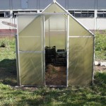 kleines Gewächshaus